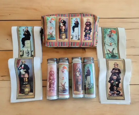 Spooky Mansion holiday gift box, spooky xmas, stretching portraits