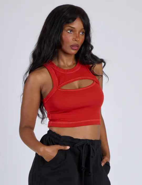 Porthole Tank - Mustang Red