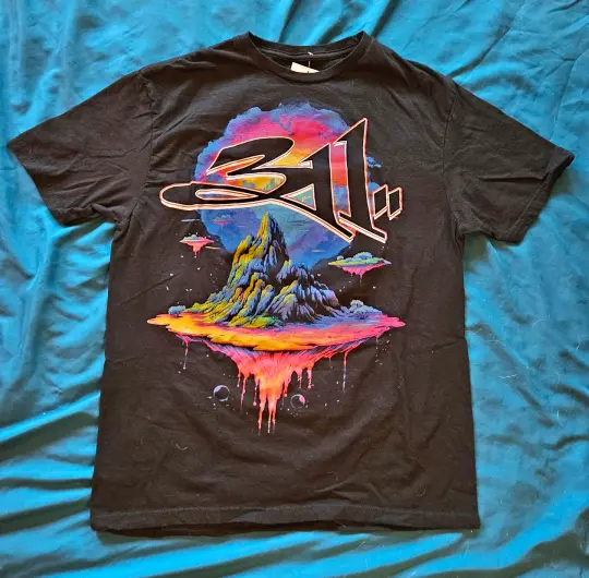 311 2023 World Tour Tee, size L