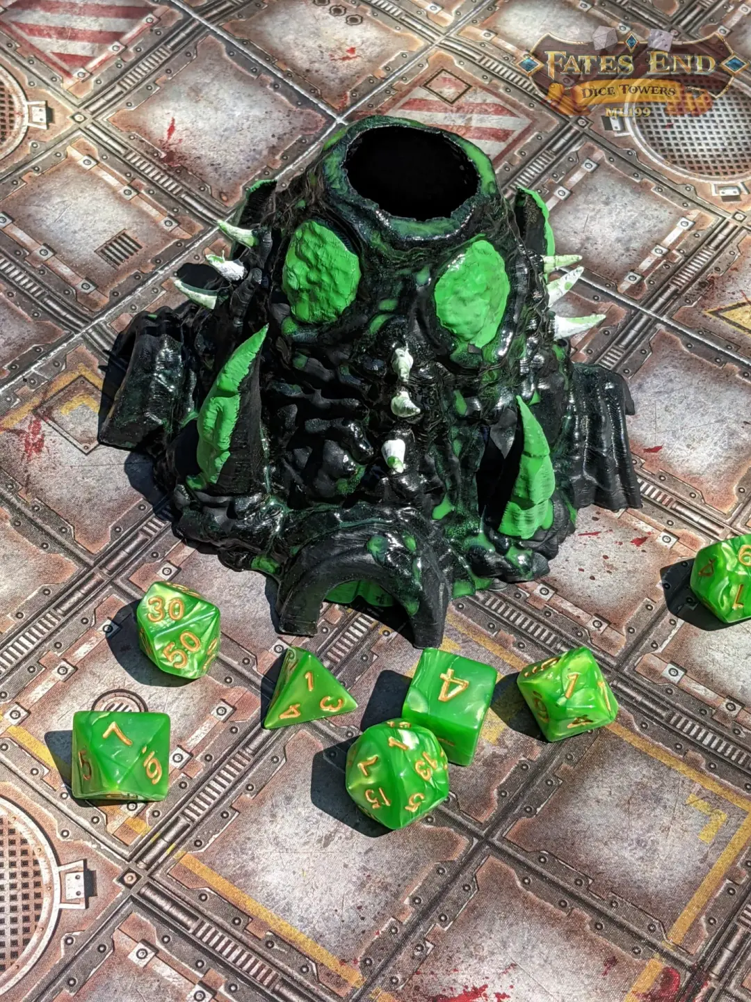 Alien Lifeform Sci-Fi 3D Printed Dice Jail | RPG Dice Vault | D20 Box | Player Gift - Encase Your Dice in the Dread of Deep Space Horror!