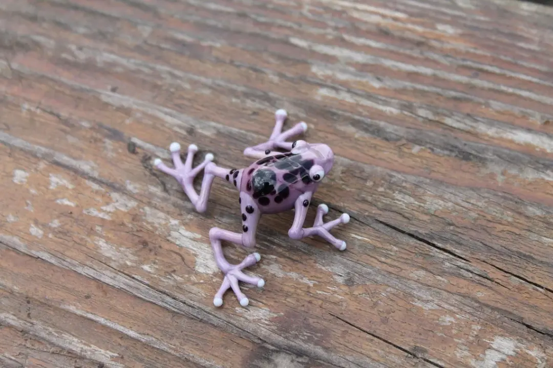 Handmade Purple Glass Frog Figurine With Black Spots - Miniature Animal