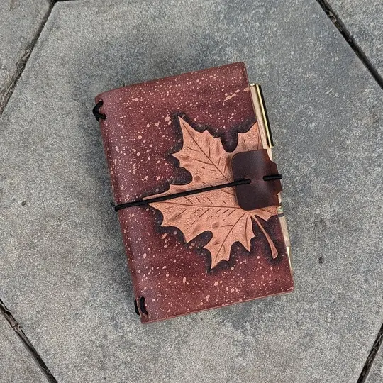 POCKET Traveller's Notebook | Tooled Maple Leaf, No. 1