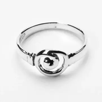 Simple Sterling Celtic Swirl Ring