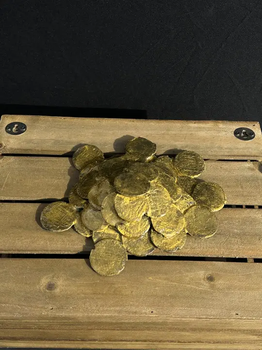 Foam Coin Pile Set