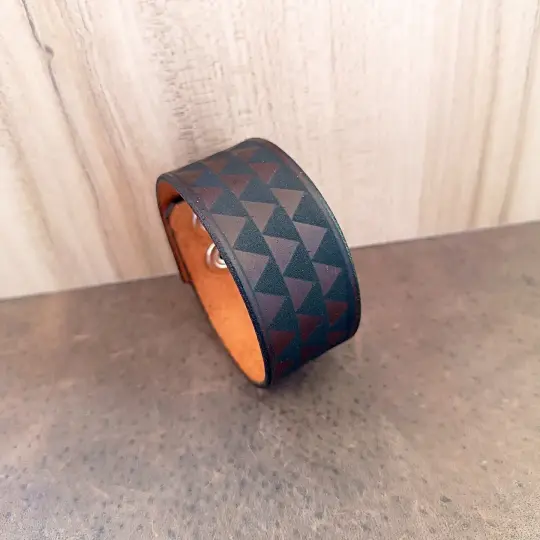 Samoan Tribal Leather Cuff | Bold Symbolism & Free Engraving