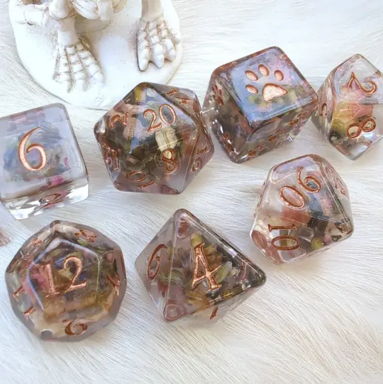 Tea Rose Petals Lavender Dice Set – 8-Piece with Real Botanicals | Fennek & Finch