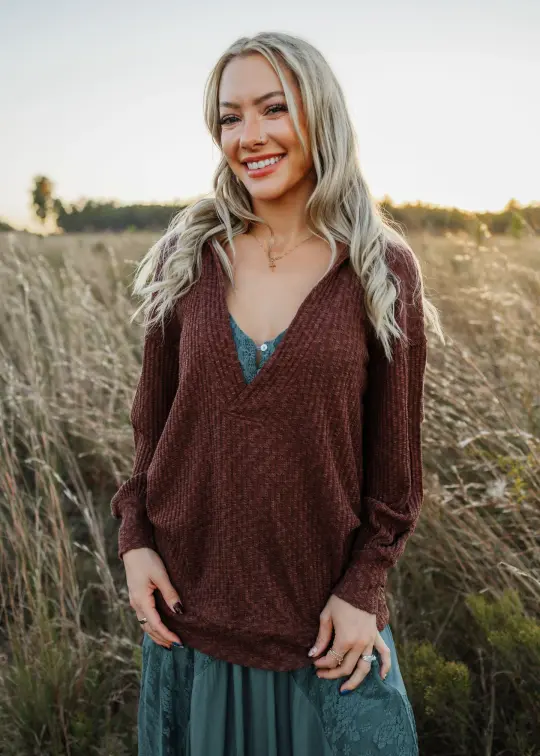 Ona Sweatshirt in Raisin