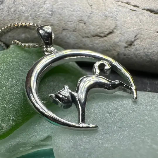 Crescent Moonrise Cat Necklace