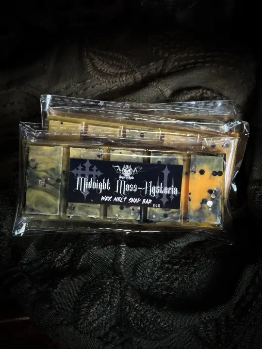 MIDNIGHT MASS-HYSTERIA WAX SNAP BAR