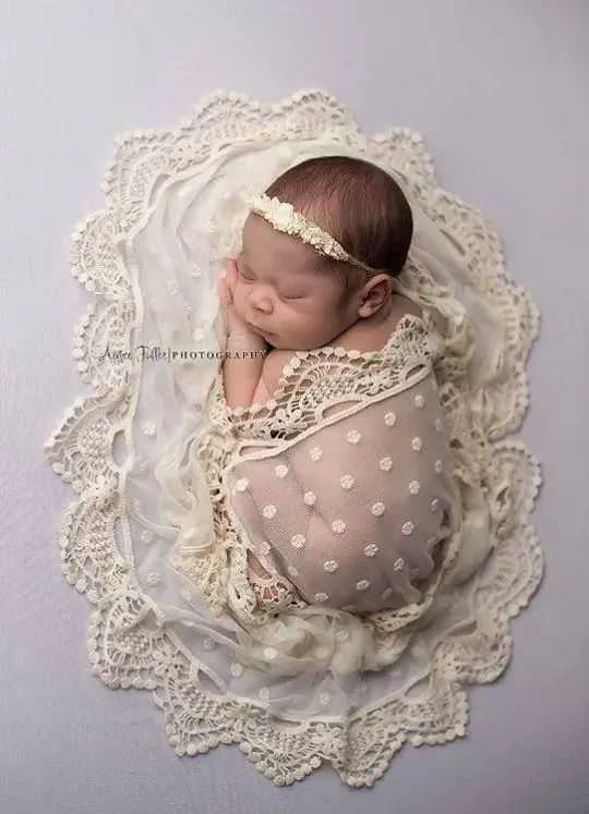 Dotty vintage embroidery lace wrap