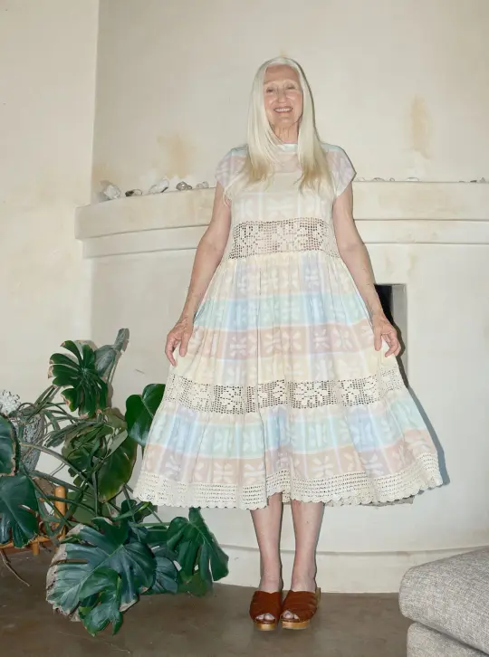 sample sale | crochet float dress meringue | L-2X