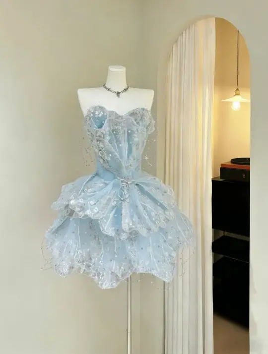 Elegant Pale Blue A-Line Strapless Beading Lace Embroidery Bodycon Mini Dress Homecoming Dress RS158