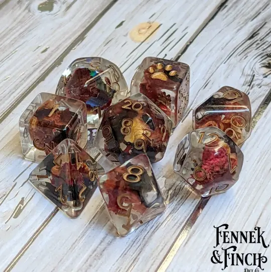 Vampire Romance Dice Set – 8-Piece with Real Rose Petals & Bats | Fennek & Finch
