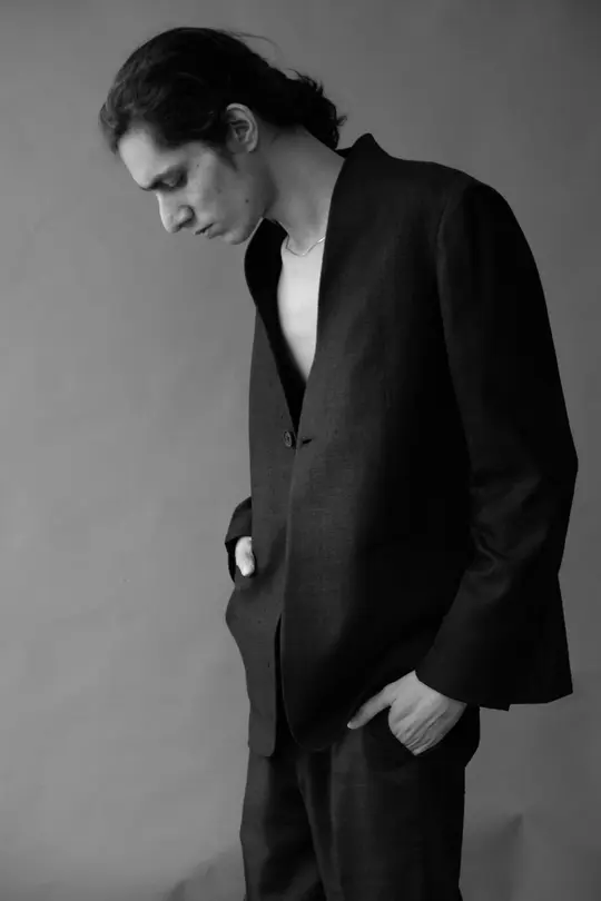 Vivir Collarless Black Matka Silk Jacket