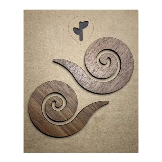 tlahtolli / wood / walnut