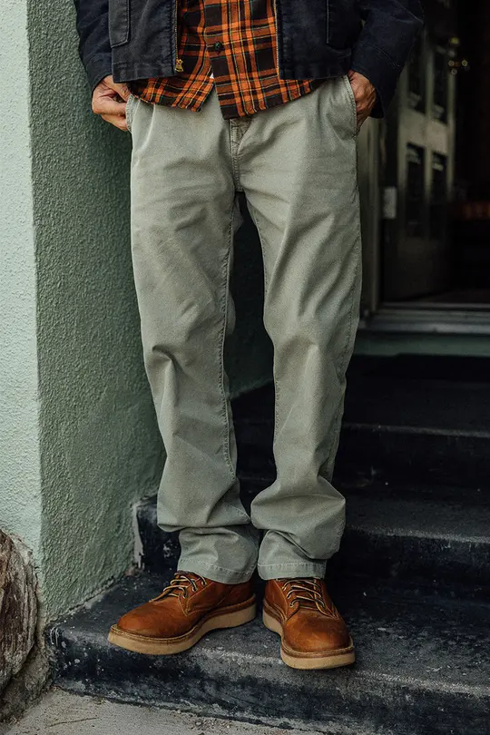 The Pipe Straight Oxford Chino - Sandstone