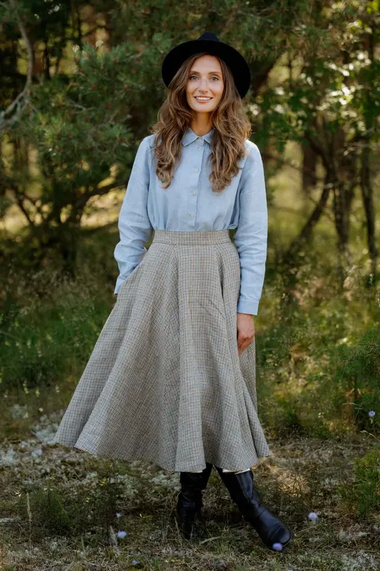Classic – Full-Circle Twill Linen Midi Skirt