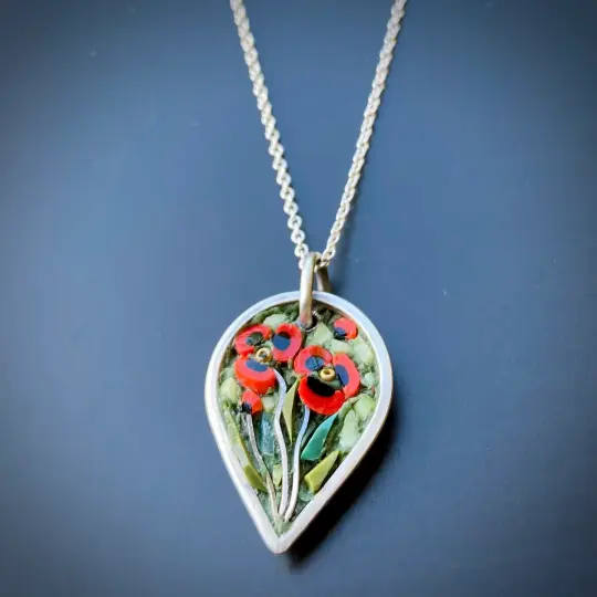 Petite Poppy Leaf