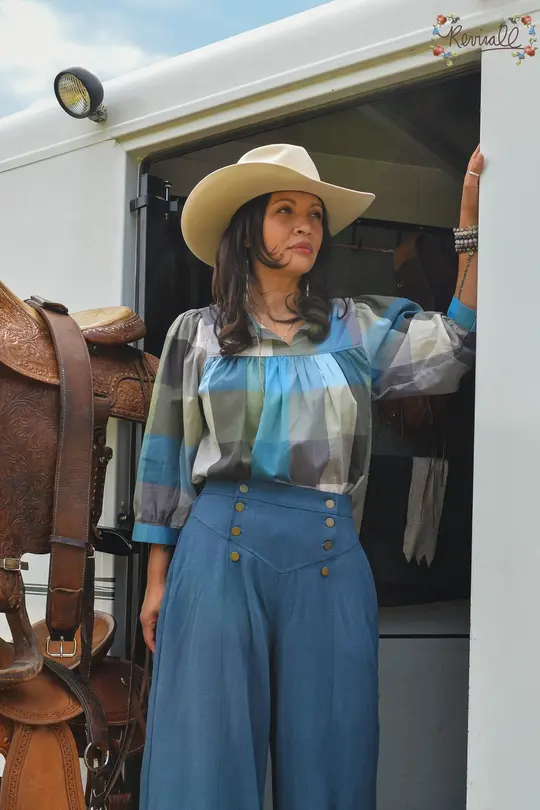 Cotton Peasant Blouse in Swing Dance