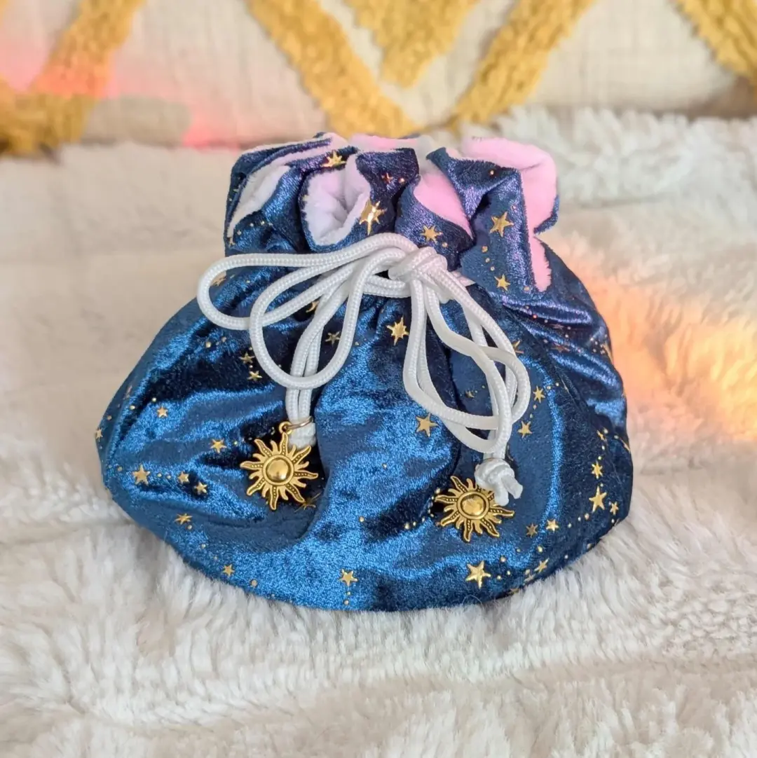 Starry Teal Dice Bag – Multi-Pocket Velvet Pouch with Gold Stars | Fennek & Finch