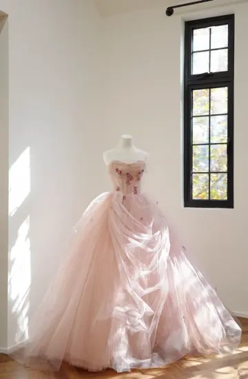 Light pink strapless, fitted waist, full skirt, long ball gown, bridal dress R8518