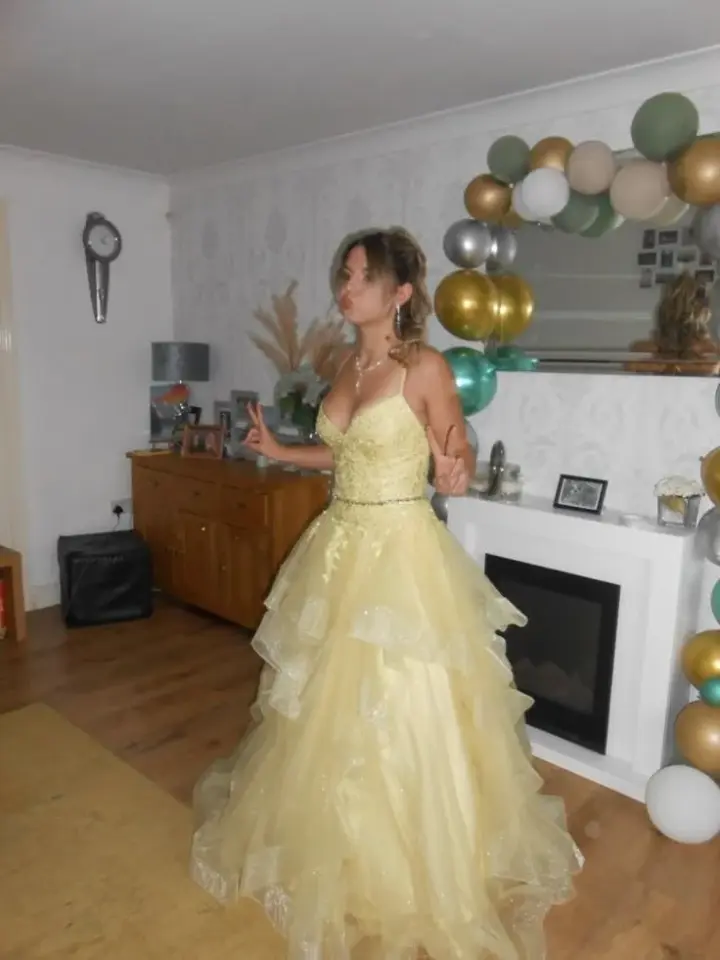 Sparkly Tulle Layered Women's Prom Gown Yellow Waist Fitted Maxi Evening Dress Birthday Dress — Fall Outfit 2026 New  RS3301