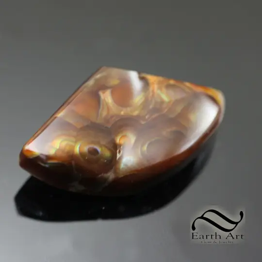 Freeform fan cut Fire agate - 33.4 carats