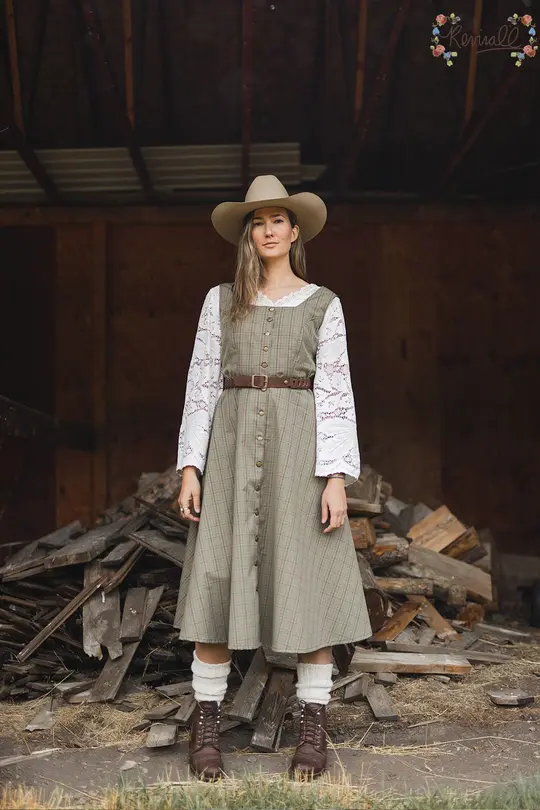 Ashley Mae Dress in Buffalo Grass