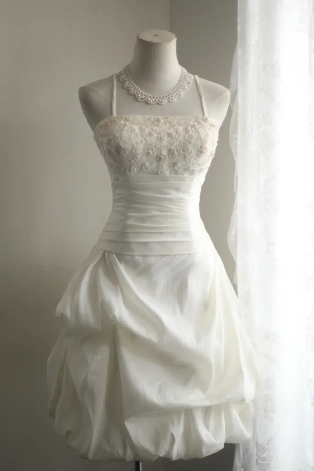 White suspender tube top classical embroidery waist slimming flower bud short skirt homecoming dress R4200