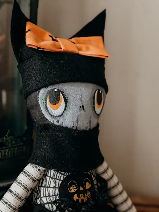 Halloween Hauntling - Maple
