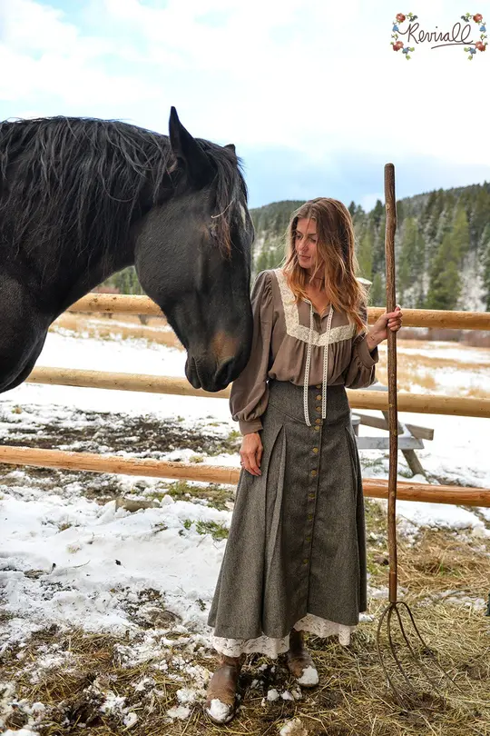 Long Wool Lacey Jean Skirt in Fox Hunt-Small