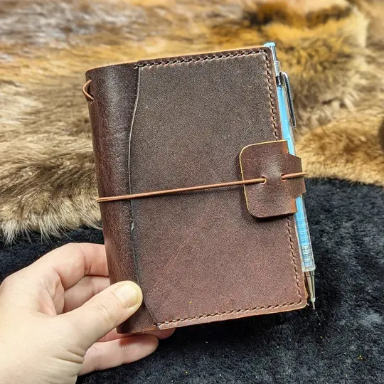 PASSPORT Traveller's Notebook | Forest Keep ROOTS, No. 1