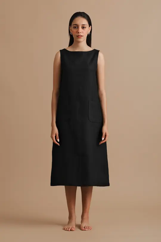 Je vois la vie en noir (I see life in Black) – Linen Dress
