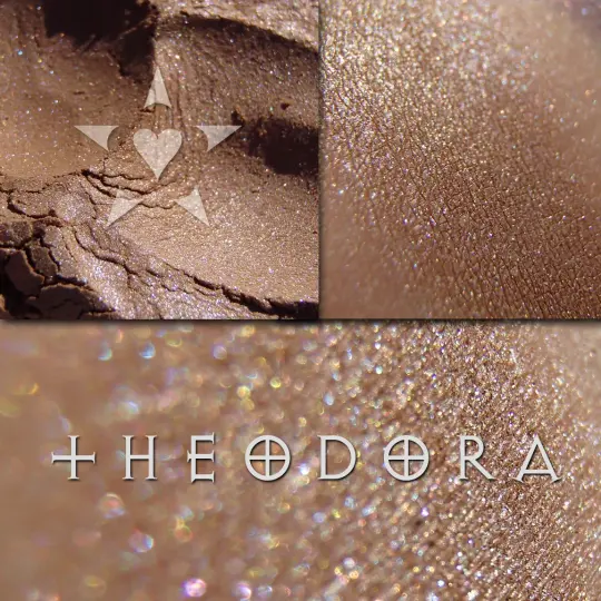 THEODORA - Eyeshadow
