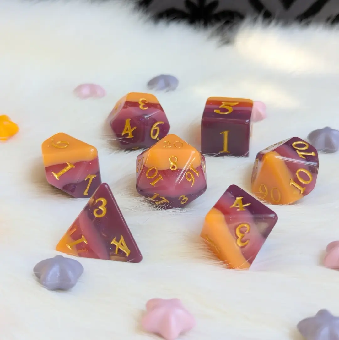 Emberwine Dice Set – 7-Piece Red Wine Burgundy Polished DnD Dice | Fennek & Finch