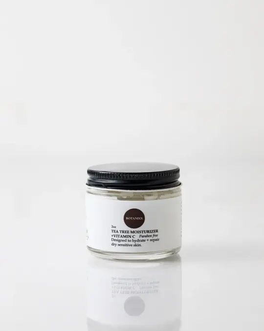TEA TREE + VITAMIN C FACIAL MOISTURIZER