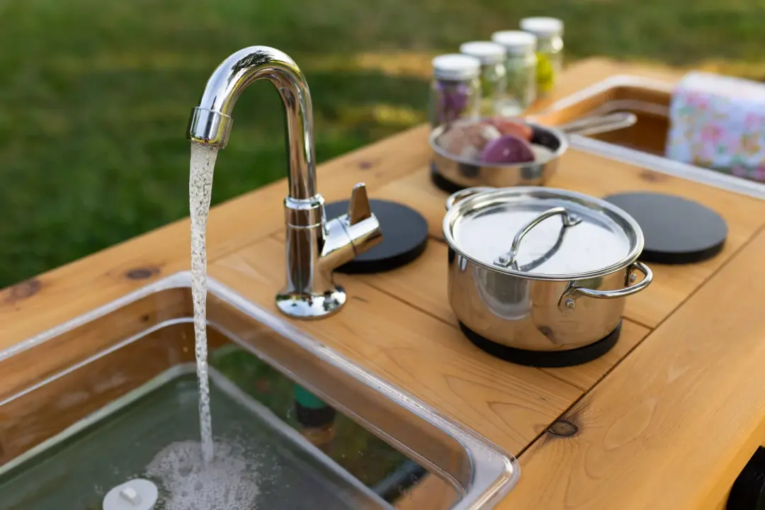 Add an Extra Faucet to a Kitchen (Plastic)
