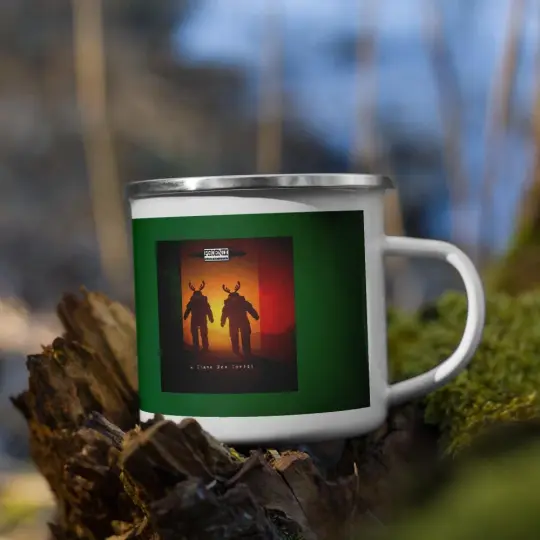 Doppelgänger (Irisch Moos Homage) Classic Enamel Camper's Coffee Mug
