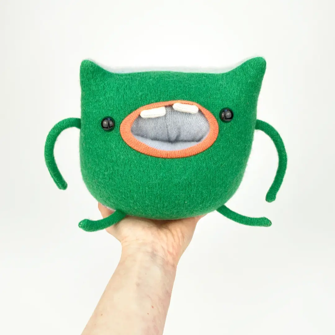 Sweetpea the plush my friend monster™