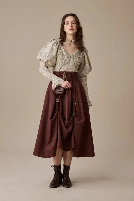 Cynthia 16 | Adjustable wool skirt