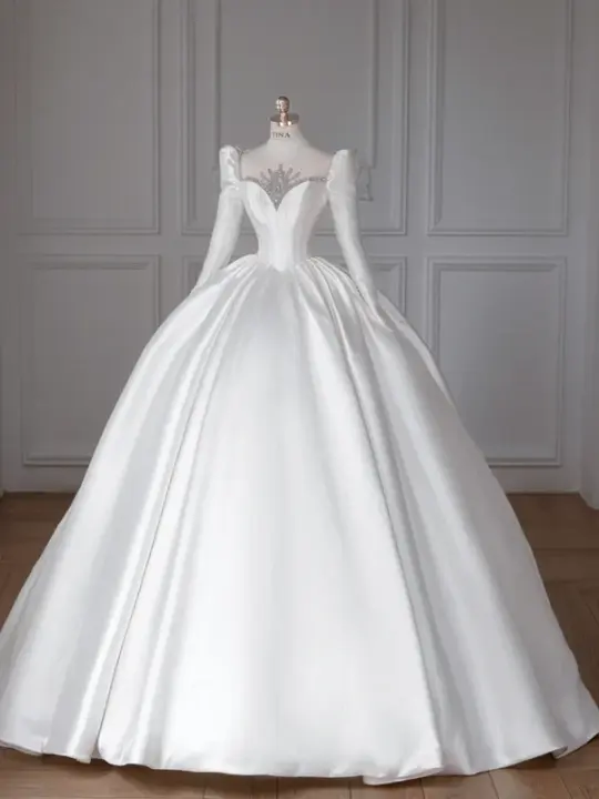 White Long-Sleeve Square-Neck Fitted-Waist Slim-Fit Puffy Hem Long Bridal Gown R5901