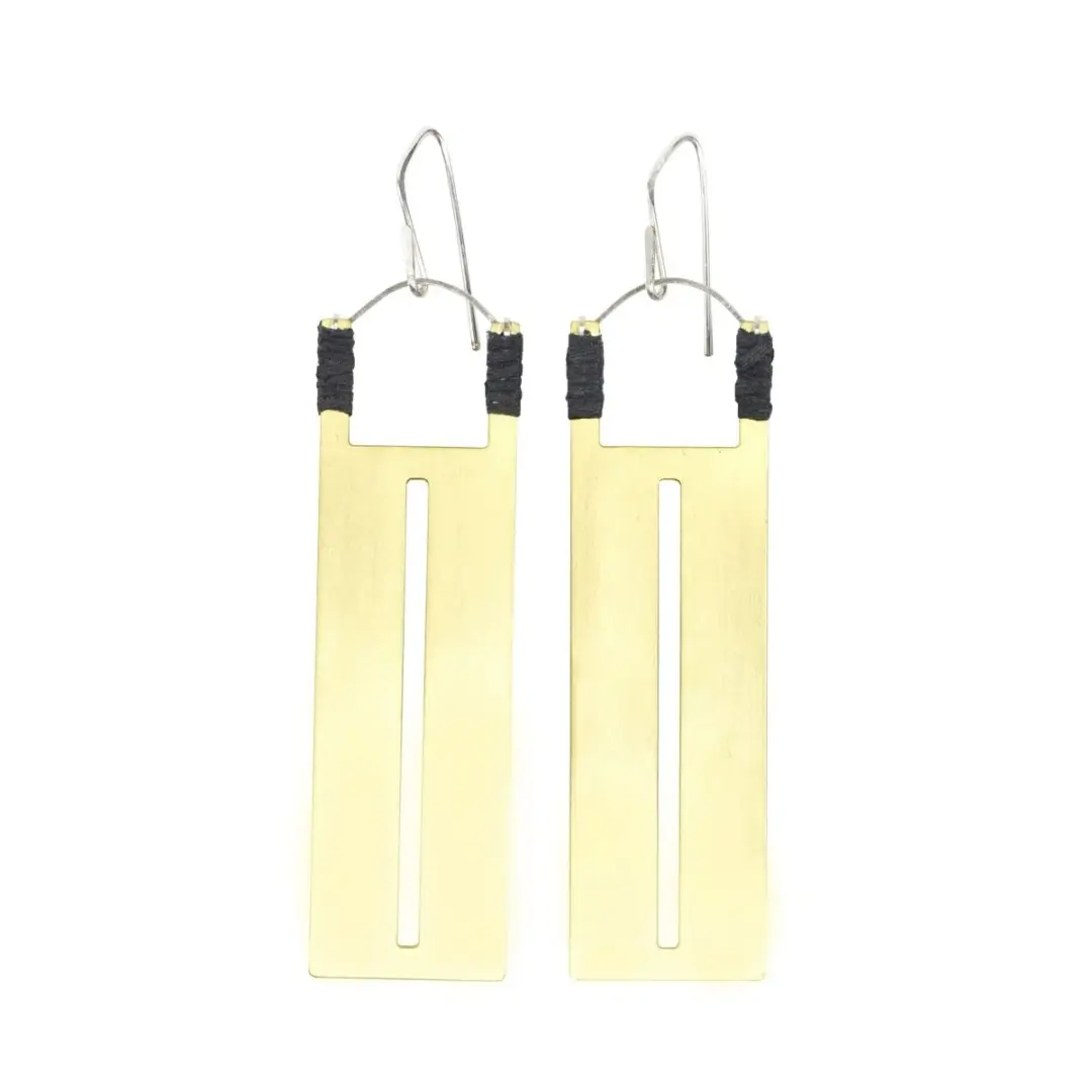 Oscura earrings