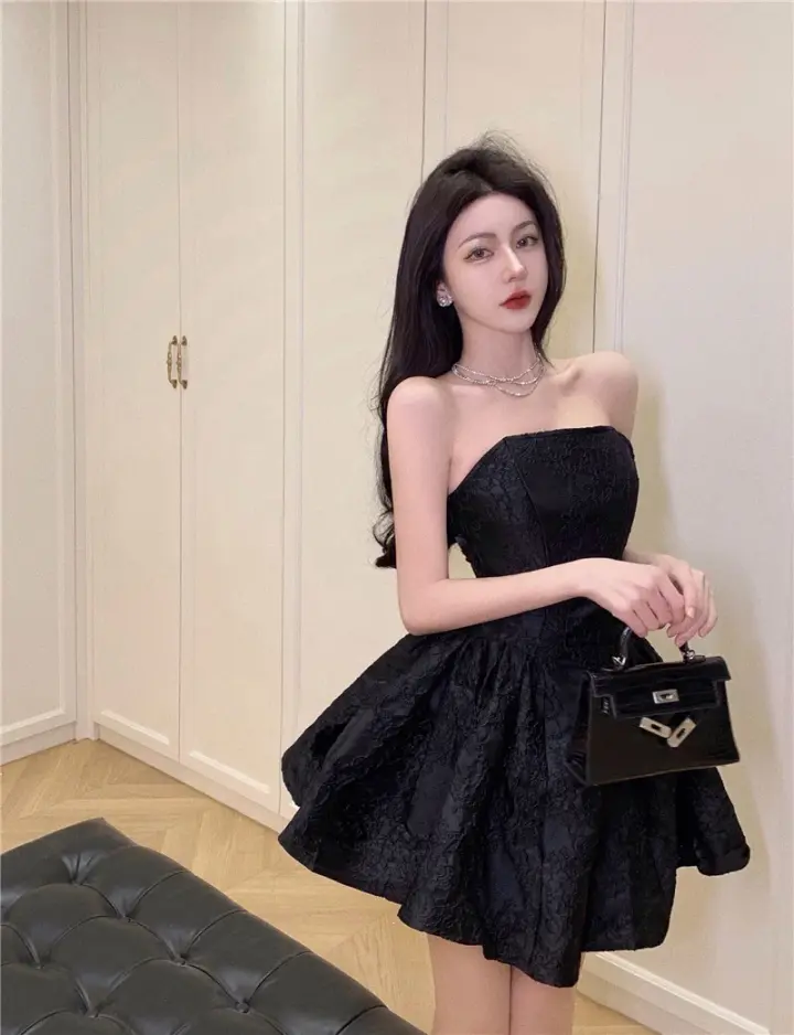 French Hepburn style high-end puffy short skirt 2025 summer new sexy tube top dress R3793
