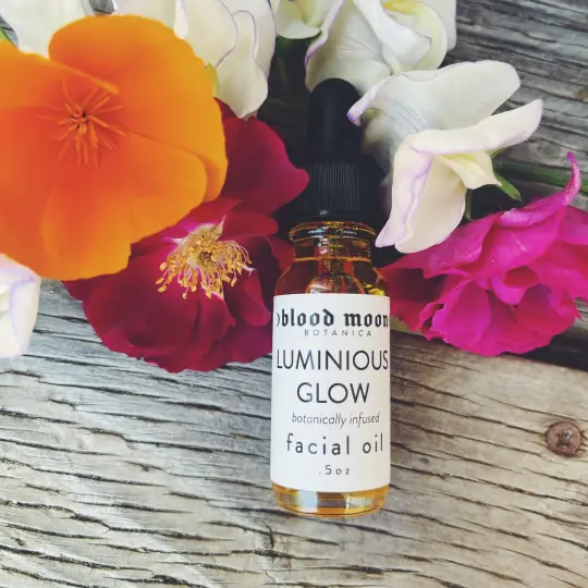 Luminous Glow Botanically Infused Facial Oil Serum