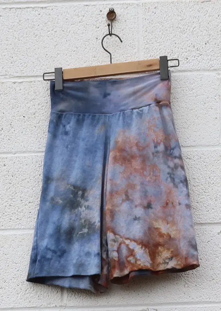 OOAK - Simplicity Bermuda Shorts / XS / Med Hemp / Ice Dye (343)