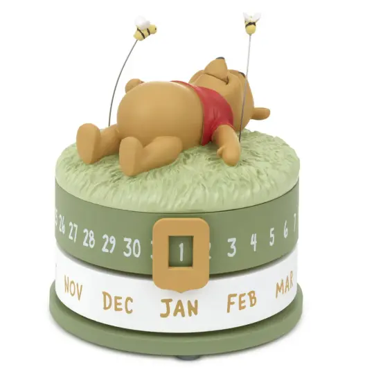 Disney Winnie the Pooh 'Lazy Days' Perpetual Calendar
