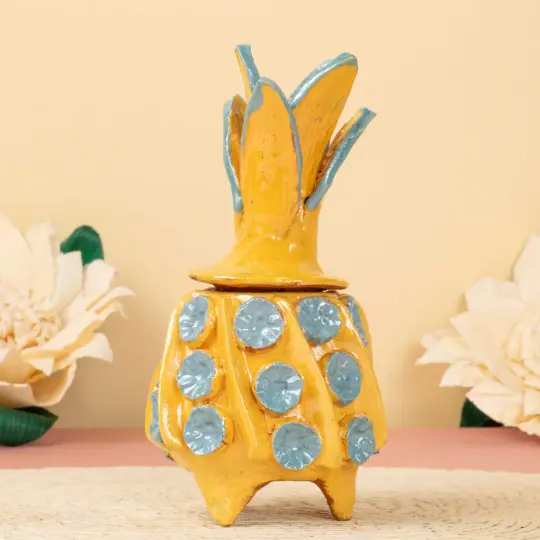 Mini Piña 6.5" Decorative Pineapple Sculpture