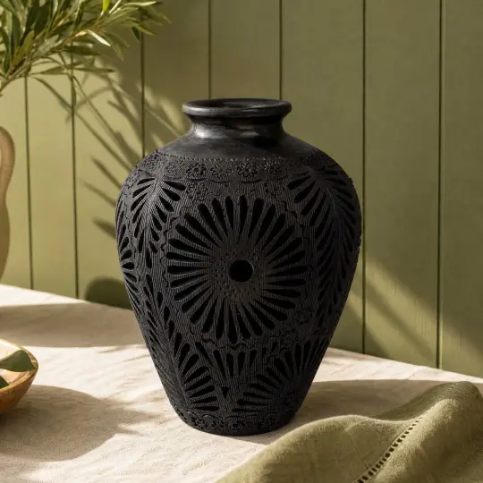 Barro Negro Openwork Solar Vase