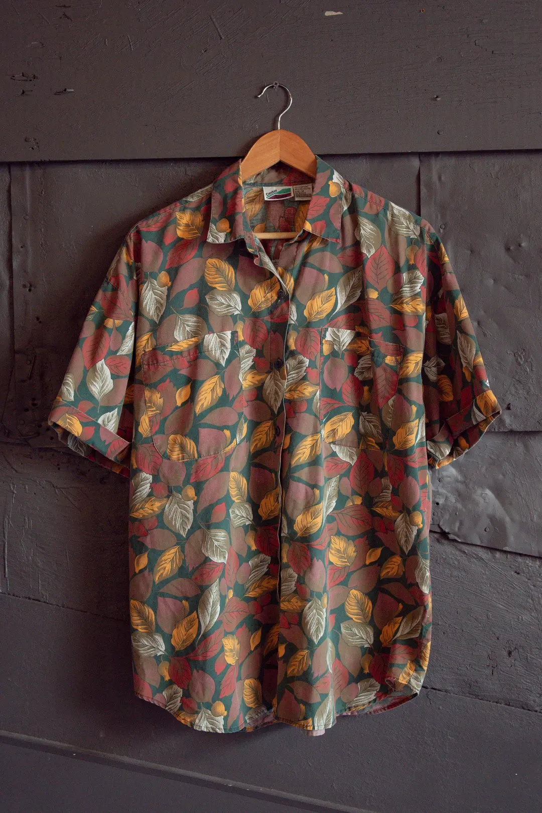 Vintage Leafy Button Up
