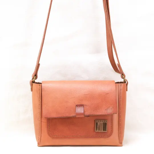 STUDIO LINE Small Box Sling in light brown and brown